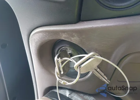 1996 Toyota Camry Dx/Le/Xle из США, поврежденный, VIN 4T1BG12K2TU747732